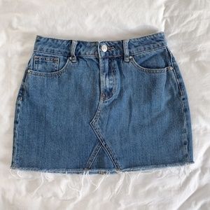 PacSun Denim Jean Mini Skirt Size 24 - Medium Wash Blue